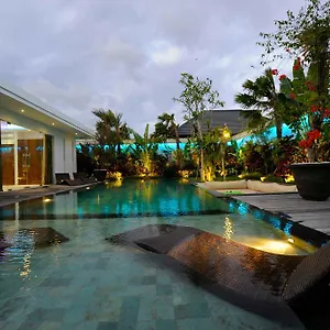 Cantik , Seminyak (Bali) Indonesia